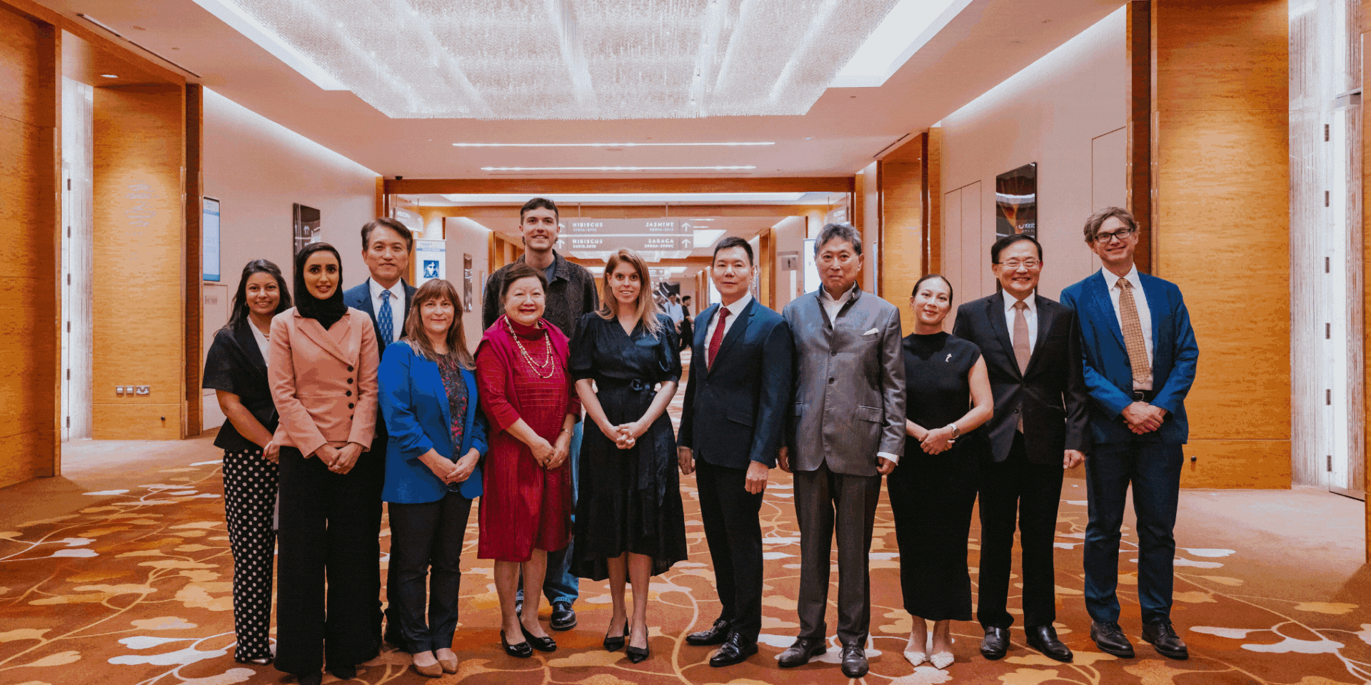 sticky-image--desktop