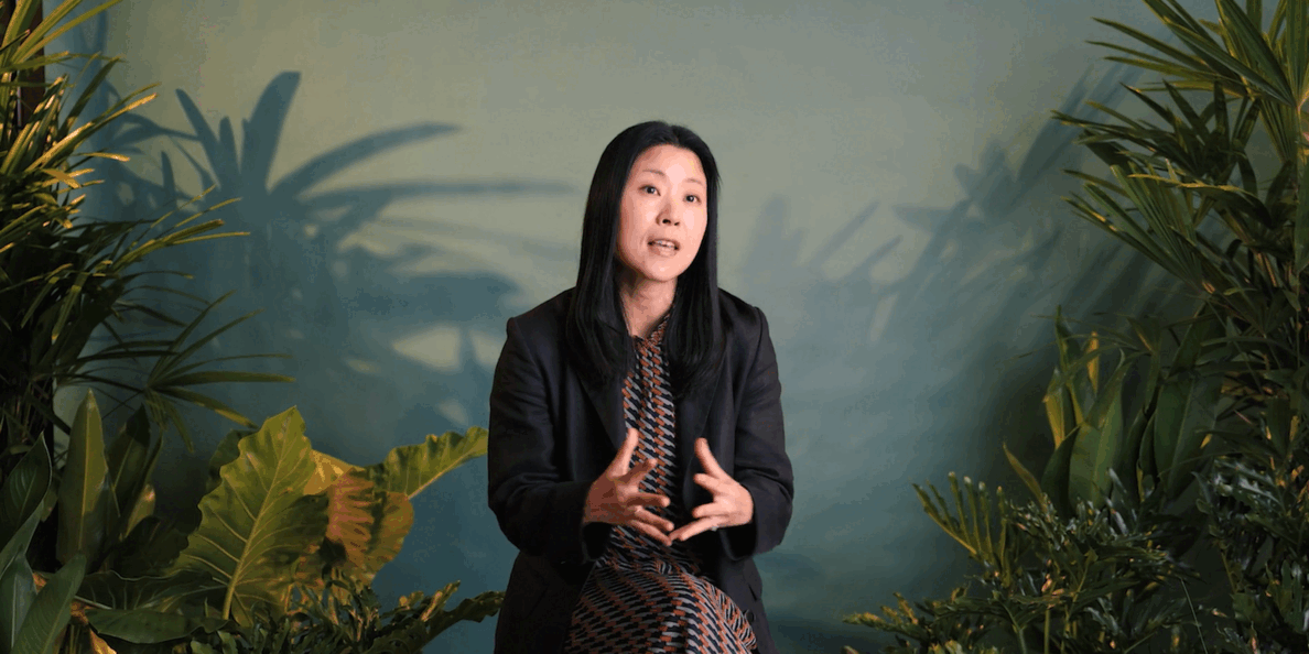 sticky-image--desktop